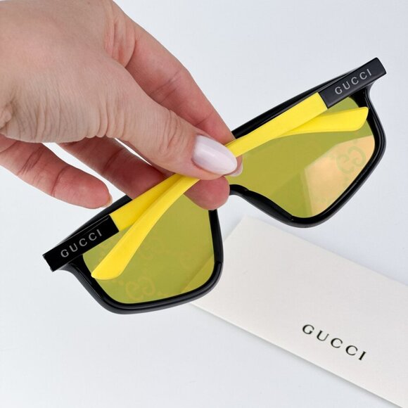 Gucci GG1736S 004  BRAND NEW Sunglasses Black Yellow Mirror Logo Unisex main image 4